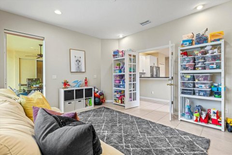 Купить виллу или дом в Сарасота, Флорида 8 комнат, 250.46м2, № 1803869 - фото 25
