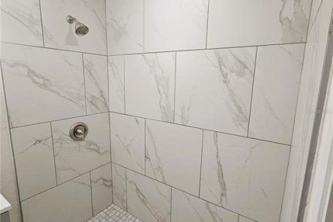 Купить виллу или дом в Дейд-Сити, Флорида 9 комнат, 125.6м2, № 1917709 - фото 22