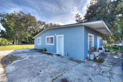 House in Intercession City, Florida 3 bedrooms, 96.62 sq.m. № 2236695 - photo 19