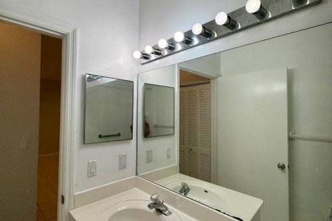 Condo in Boca Raton, Florida, 3 bedrooms № 2402424 - photo 6