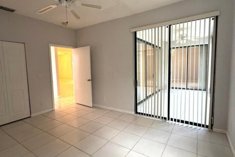 Condo in Boca Raton, Florida, 3 bedrooms № 2402424 - photo 4