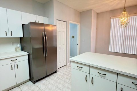 Condo in Boca Raton, Florida, 3 bedrooms № 2402424 - photo 19