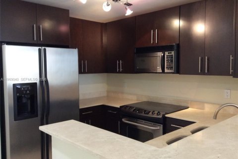 Condominio en Coral Gables, Florida, 1 dormitorio № 2030988