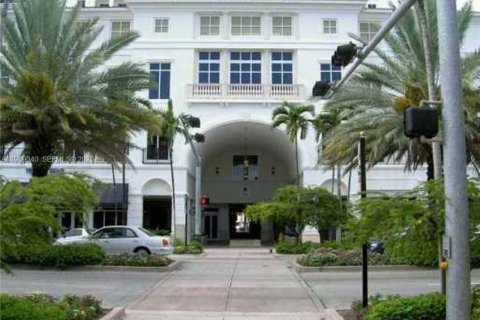 Condominio en alquiler en Coral Gables, Florida, 1 dormitorio, 74.14 m2 № 2030988 - foto 23