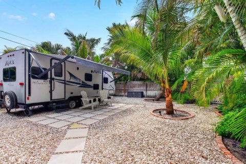 House in Boynton Beach, Florida 2 bedrooms, 66.89 sq.m. № 2392407 - photo 22