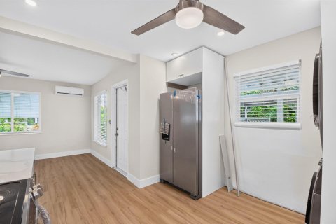 House in Boynton Beach, Florida 2 bedrooms, 66.89 sq.m. № 2392407 - photo 5