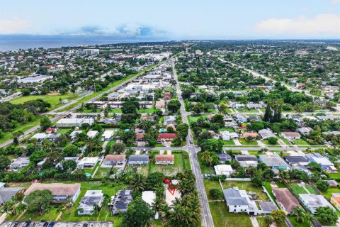 House in Boynton Beach, Florida 2 bedrooms, 66.89 sq.m. № 2392407 - photo 27