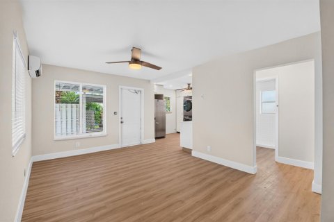 House in Boynton Beach, Florida 2 bedrooms, 66.89 sq.m. № 2392407 - photo 4