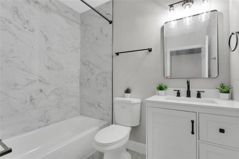 Copropriété à vendre à Orlando, Floride: 2 chambres, 92.53 m2 № 1866588 - photo 17