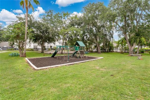 Copropriété à vendre à Orlando, Floride: 2 chambres, 92.53 m2 № 1866588 - photo 19