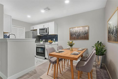 Copropriété à vendre à Orlando, Floride: 2 chambres, 92.53 m2 № 1866588 - photo 9