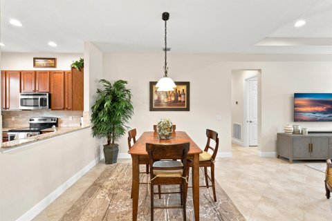 Apartment in Port St. Lucie, Florida 2 bedrooms, 131.18 sq.m. № 2263782 - photo 10