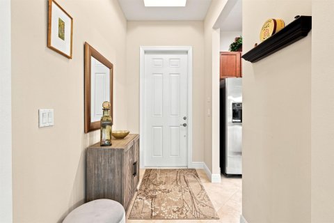 Apartment in Port St. Lucie, Florida 2 bedrooms, 131.18 sq.m. № 2263782 - photo 9