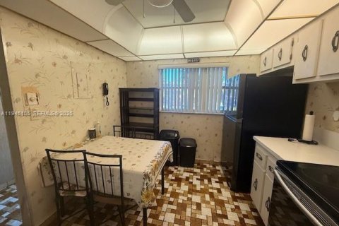 Copropriété à vendre à Tamarac, Floride: 2 chambres, 85.47 m2 № 2152895 - photo 7