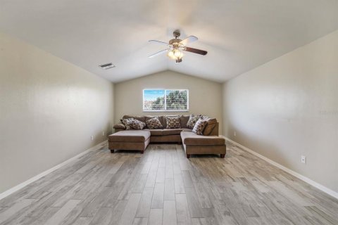 House in Estero, Florida 5 bedrooms, 241.55 sq.m. № 1070987 - photo 23
