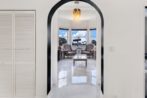 Casa en alquiler en Miramar, Florida, 5 dormitorios, 371.05 m2 № 1877926 - foto 8