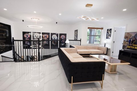 Casa en alquiler en Miramar, Florida, 5 dormitorios, 371.05 m2 № 1877926 - foto 27