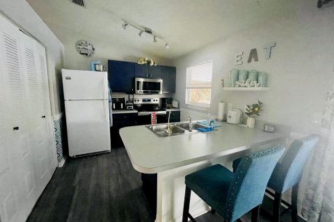 Casa en venta en Port St. Lucie, Florida, 3 dormitorios, 108.88 m2 № 2077891 - foto 21
