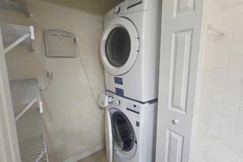 Touwnhouse à louer à Bradenton, Floride: 2 chambres, 132.76 m2 № 2097838 - photo 25
