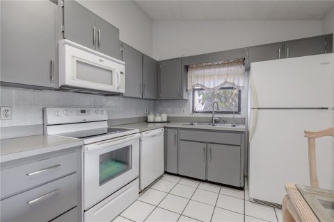 Casa en venta en Holiday, Florida, 3 dormitorios, 131.55 m2 № 1657795 - foto 12