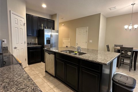Touwnhouse à vendre à Riverview, Floride: 3 chambres, 130.06 m2 № 2389125 - photo 9