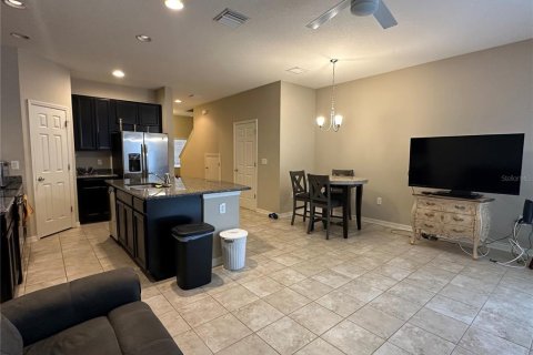 Touwnhouse à vendre à Riverview, Floride: 3 chambres, 130.06 m2 № 2389125 - photo 7