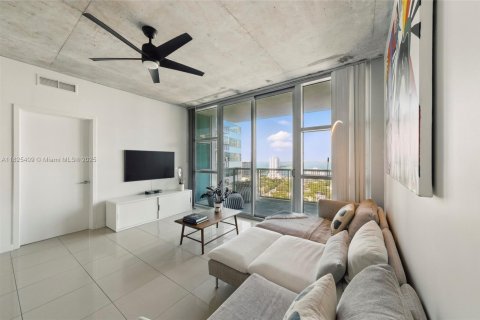 Condo in Miami, Florida, 2 bedrooms  № 1794246 - photo 28