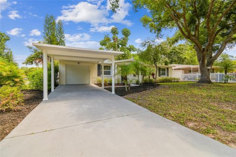 Casa en venta en Tampa, Florida, 3 dormitorios, 124.67 m2 № 1840610 - foto 4