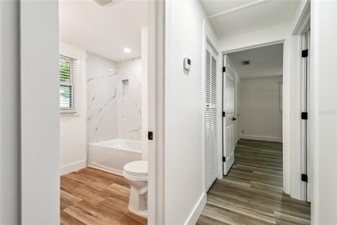 Casa en venta en Tampa, Florida, 3 dormitorios, 124.67 m2 № 1840610 - foto 14