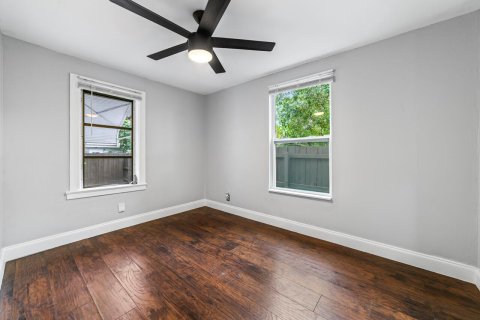 House in Oakland Park, Florida 2 bedrooms, 78.97 sq.m. № 2382916 - photo 11