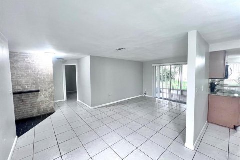 Casa en alquiler en Port Richey, Florida, 2 dormitorios, 95.88 m2 № 2259136 - foto 13