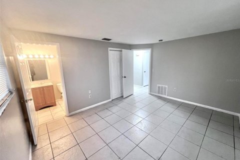 Casa en alquiler en Port Richey, Florida, 2 dormitorios, 95.88 m2 № 2259136 - foto 23