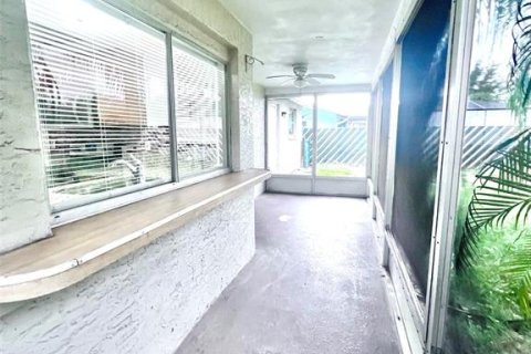 Casa en alquiler en Port Richey, Florida, 2 dormitorios, 95.88 m2 № 2259136 - foto 15