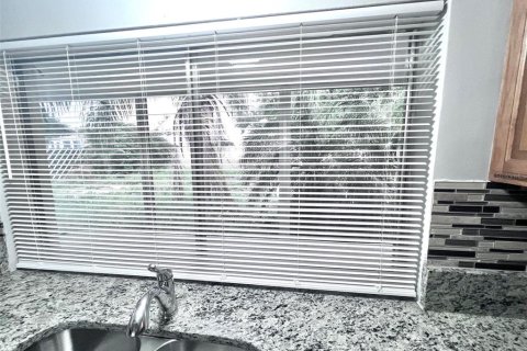 Casa en alquiler en Port Richey, Florida, 2 dormitorios, 95.88 m2 № 2259136 - foto 11