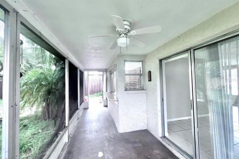 Casa en alquiler en Port Richey, Florida, 2 dormitorios, 95.88 m2 № 2259136 - foto 16