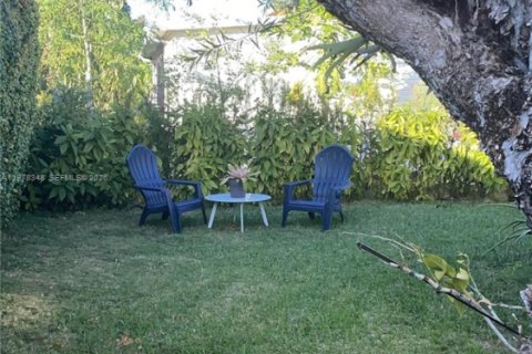 Commercial property in Homestead, Florida 46.45 sq.m. № 2041917 - photo 15