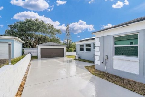 Casa en venta en West Palm Beach, Florida, 3 dormitorios, 183.3 m2 № 2378661 - foto 14