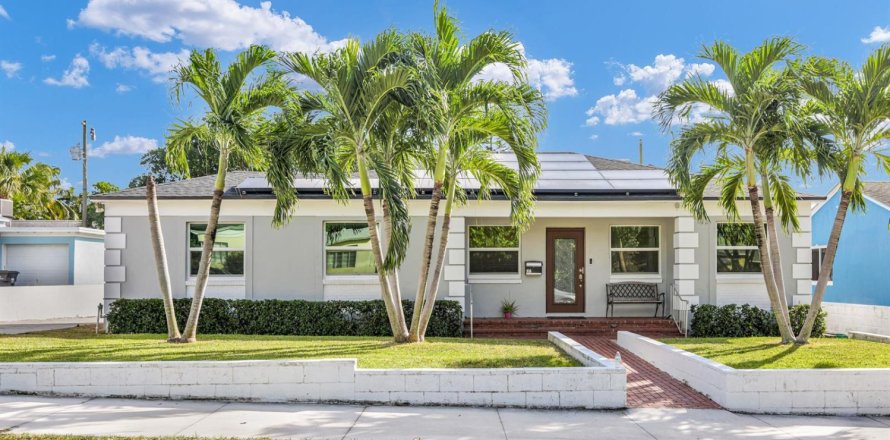 Casa en West Palm Beach, Florida 3 dormitorios, 183.3 m2 № 2378661