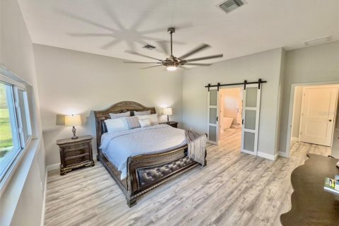 Casa en venta en Myakka City, Florida, 4 dormitorios, 262.45 m2 № 2302213 - foto 9