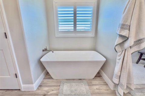 Casa en venta en Myakka City, Florida, 4 dormitorios, 262.45 m2 № 2302213 - foto 11