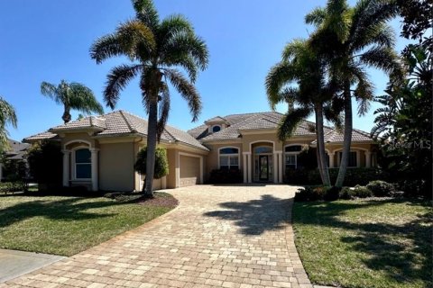 Casa en alquiler en Melbourne, Florida, 3 dormitorios, 319.12 m2 № 1913038 - foto 1