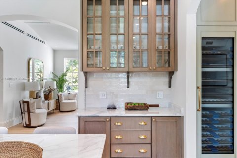 Casa en venta en Miami Shores, Florida, 5 dormitorios, 475.57 m2 № 1821592 - foto 11