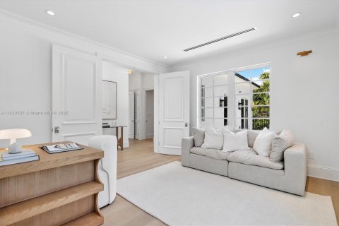 Casa en venta en Miami Shores, Florida, 5 dormitorios, 475.57 m2 № 1821592 - foto 19