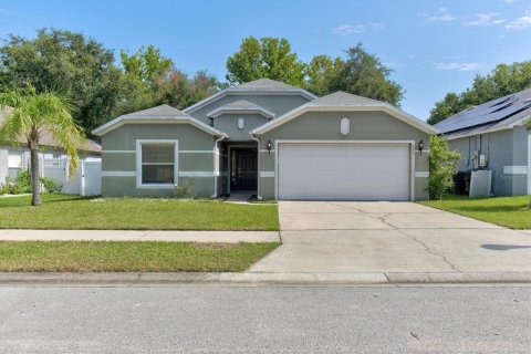 House in Orange City, Florida 4 bedrooms, 166.02 sq.m. № 2231066