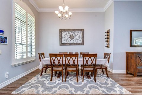 House in Pinellas Park, Florida 4 bedrooms, 340.12 sq.m. № 2277477 - photo 24