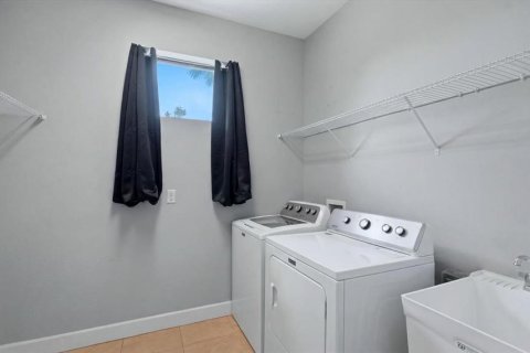 Villa ou maison à vendre à Palmetto, Floride: 3 chambres, 178.37 m2 № 2216487 - photo 22