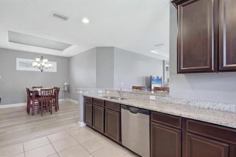 Villa ou maison à vendre à Palmetto, Floride: 3 chambres, 178.37 m2 № 2216487 - photo 12