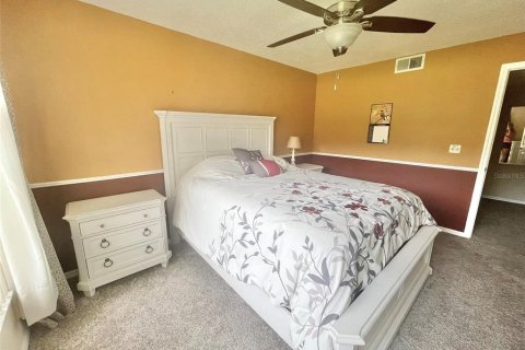 Condo in New Port Richey, Florida, 2 bedrooms  № 1878284 - photo 23