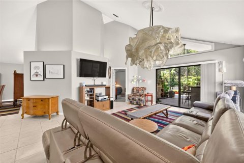 Casa en venta en Ocala, Florida, 3 dormitorios, 187.76 m2 № 2356368 - foto 13