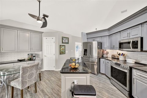 Casa en venta en Ocala, Florida, 3 dormitorios, 187.76 m2 № 2356368 - foto 18